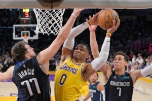 乐鱼体育-送走韦少成双方共识 为留詹姆斯他们必须孤注一掷