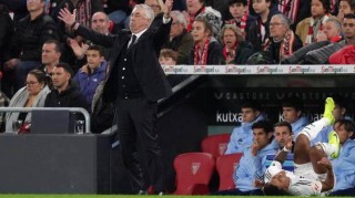 乐鱼体育-上季双冠王乱成一锅粥，皇马喉舌枪口对准安帅？