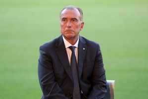 乐鱼体育官网-每体：沙特代表团造访巴萨，与尤斯特商讨加盟利雅得胜利的提案