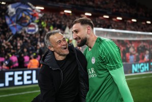 队报：多纳鲁马随队训练，备战巴黎vs昂热的比赛